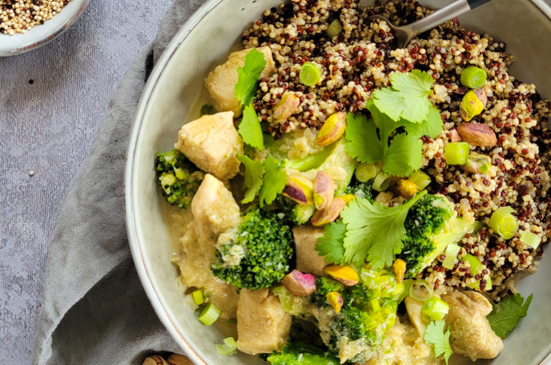 CURRY VERT DE POULET AUX BROCOLIS