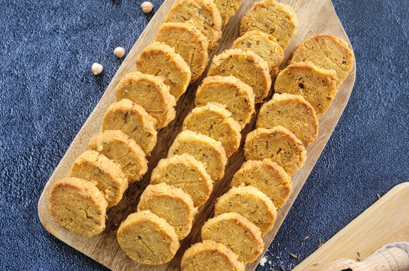 BISCUITS APÉRITIFS POIS CHICHES ET CUMIN