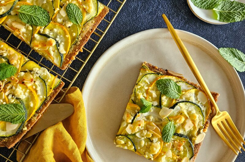 TARTE FINE COURGETTES ET PESTO À LA MENTHE