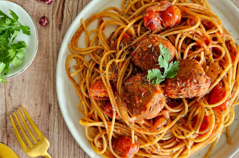 BOULETTES DE HARICOTS ROUGES À L'ORIENTALE