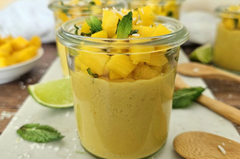 PANNA COTTA À LA MANGUE, COCO ET CITRON VERT