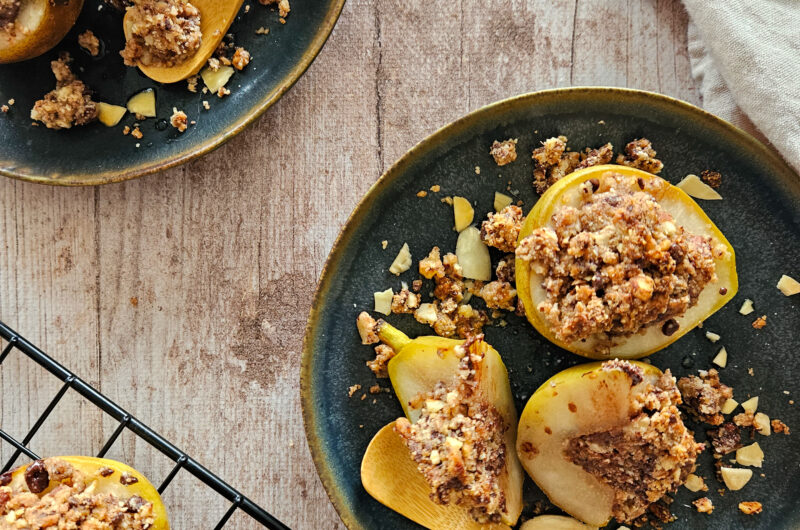 POIRES FARCIES AU CRUMBLE CHOCO-AMANDES