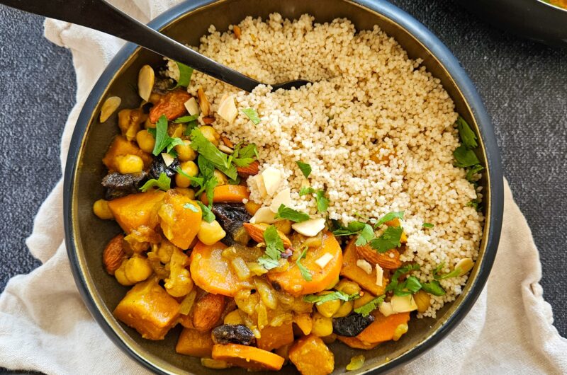 TAJINE DE LÉGUMES D'AUTOMNE AUX POIS CHICHES
