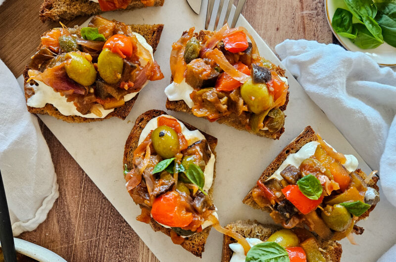 BRUSCHETTA CAPONATA ET BURRATA