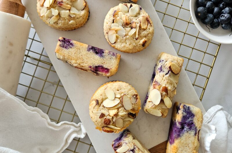 FINANCIERS AUX MYRTILLES