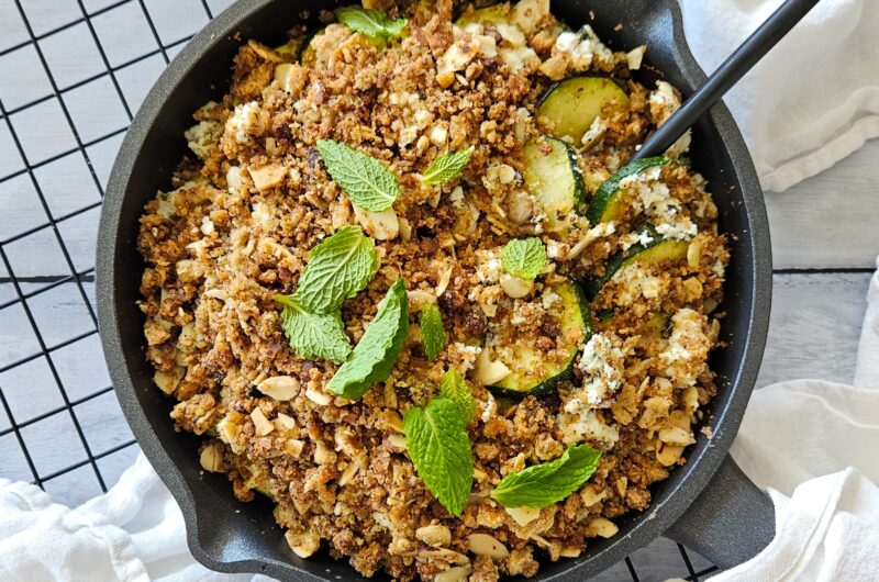 CRUMBLE DE COURGETTES, RICOTTA ET MENTHE