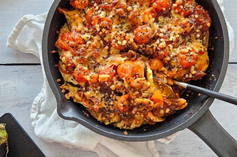 GRATIN D'AUBERGINES ET TOMATES À LA MOZZARELLA