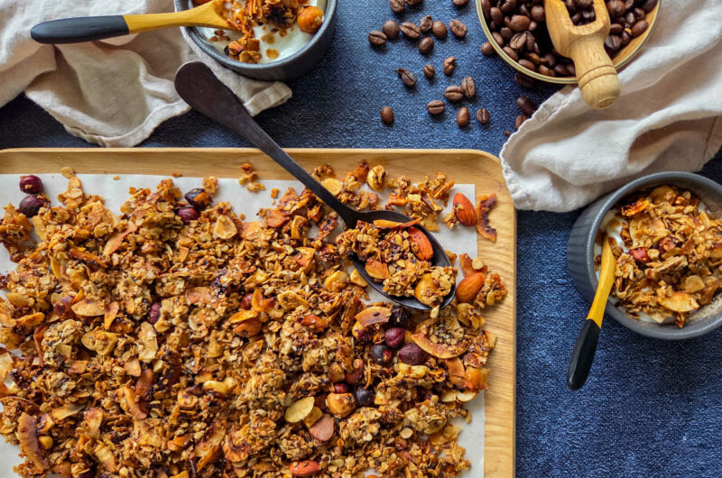GRANOLA AU CAFÉ ET NOIX DE COCO